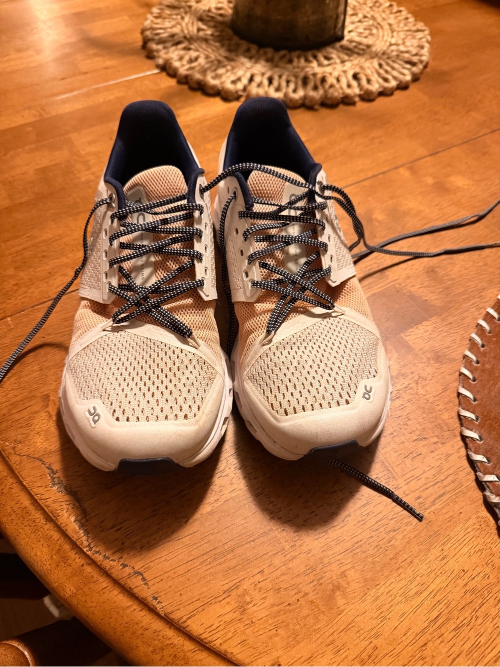 On Running Women’s Sneakers Beige and Navy - Picture 3 of 5